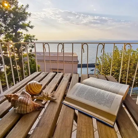 Sunset Modern Sea View * Piano di Sorrento