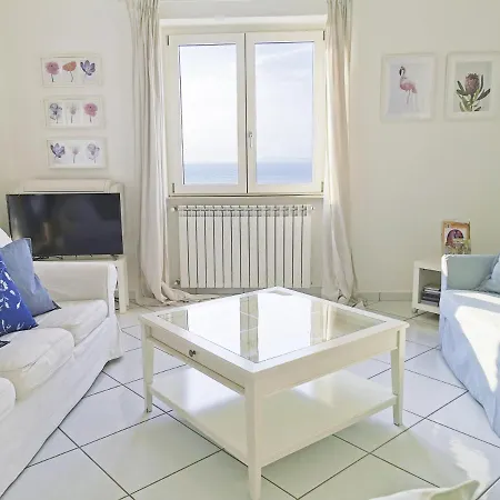 Sunset Modern Sea View Holiday home *